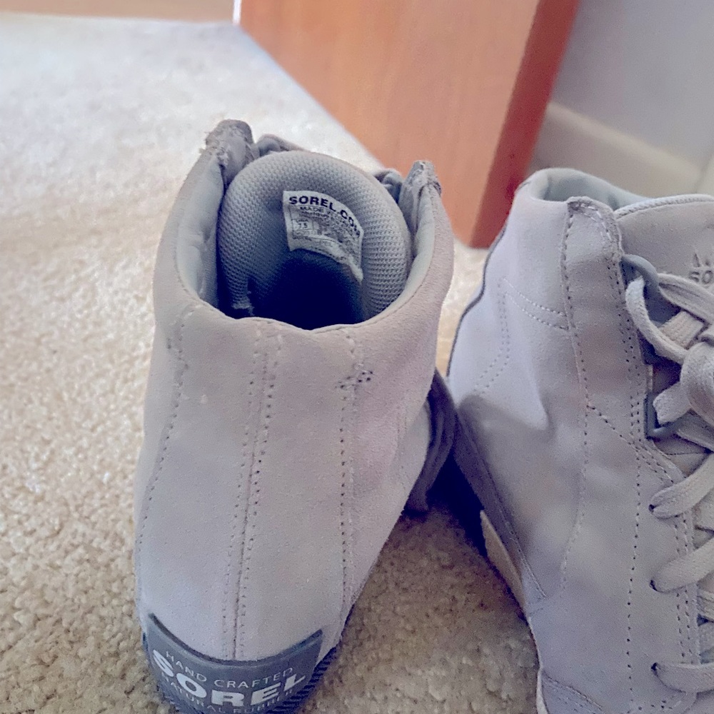 Sorel sneaker hi tops